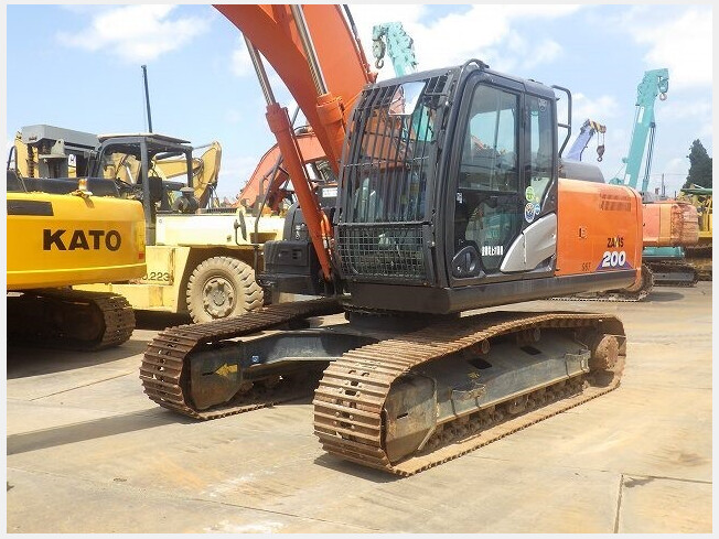 HITACHI ZX200-6 (Excavators) at Chiba, Japan | Buy used Japanese