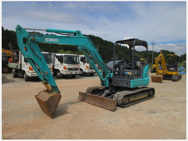 KOBELCO SK55SR-6E (Mini excavators) at Kagoshima, Japan | Buy used