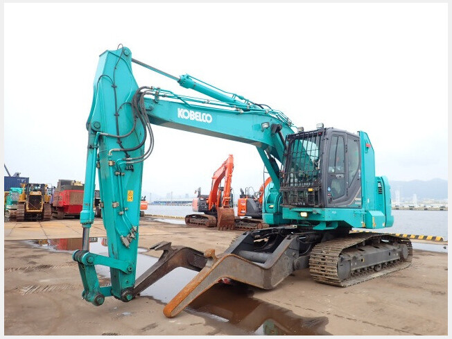 KOBELCO マルチ解体機 SK235SRD-