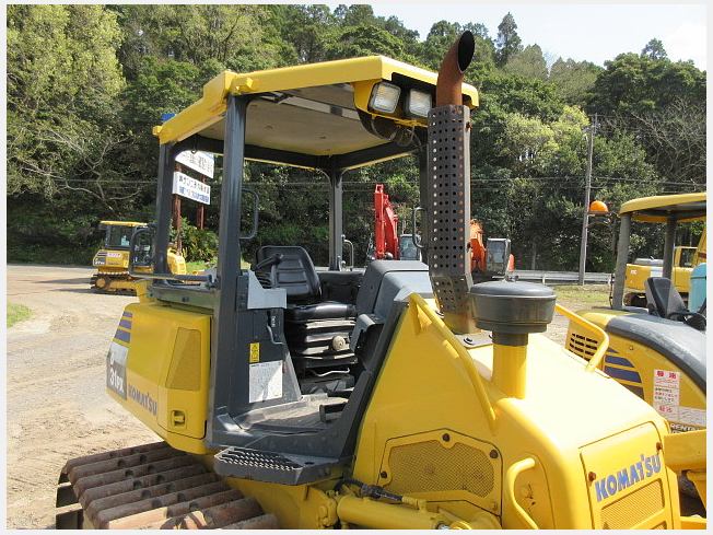 コマツ D31PX-22 | 鹿児島県のブルドーザー | BIGLEMON（ビッグ