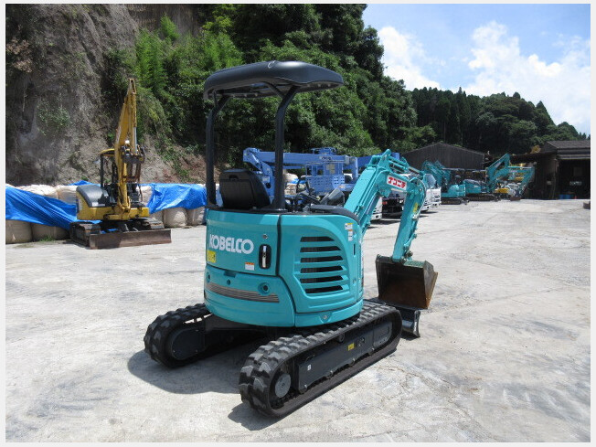 コベルコ建機 sk20sr 配管付き 新型2トン級後方超小旋回ミニショベル『SK20SR』の販売開始