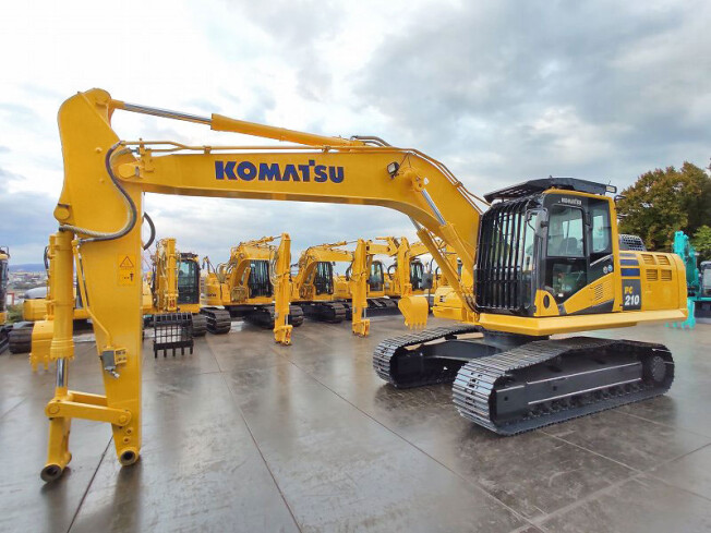 お値下げ】コマツ KOMATSU PC210LC-10 1/50 - 模型/プラモデル