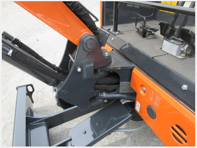 HITACHI ZX20U-5A (Mini excavators) at Kagoshima, Japan | Buy