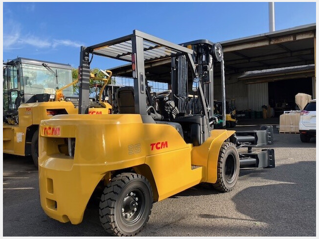 TCM E1F4F35 (Forklifts) at Okayama, Japan | Buy used Japanese