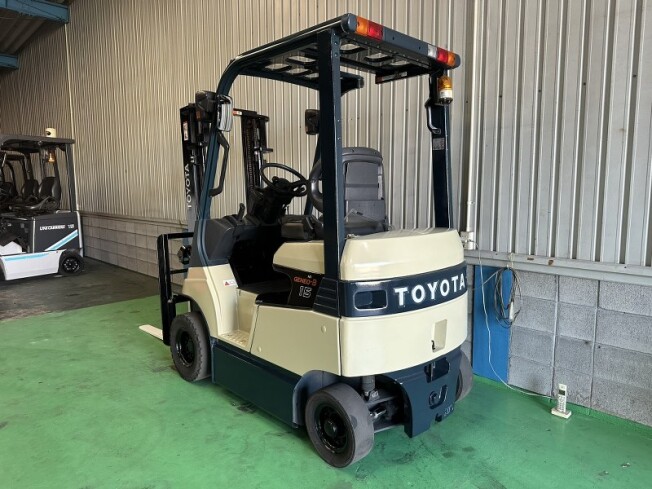 大阪堺市◇引取限定◇中古◎トヨタフォークリフト＿700kg＿ガソリン＿