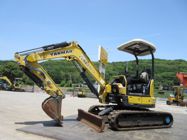 YANMAR ViO30-6 ｷｬﾉﾋﾟｰ仕様 (Mini excavators) at Oita, Japan | Buy