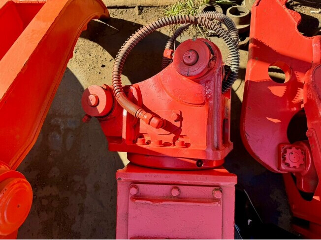 ニューマ製0.1m3用ミニクラッシャー ニューマ製0.1m3用ミニクラッシャー