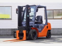 TOYOTA Forklifts 02-8FD25 2017