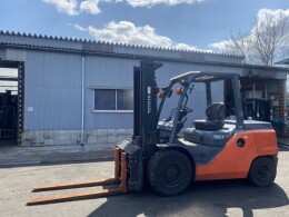 TOYOTA Forklifts 8FD50 2019