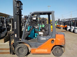 TOYOTA Forklifts 02-8FD25 2017