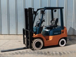 TOYOTA Forklifts 02-7FD15 2004