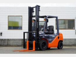 TOYOTA Forklifts 52-8FD25 2008