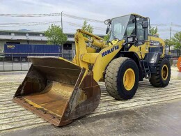 KOMATSU Wheel loaders WA320-8 2019