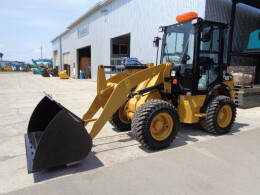 CATERPILLAR Wheel loaders 903C 2014