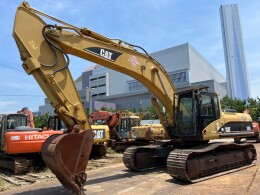 CATERPILLAR Excavators 330C L 2005