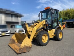 CATERPILLAR Wheel loaders 902C2 2018