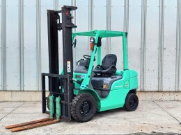 MITSUBISHI Forklifts FD25T 2013