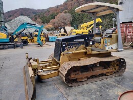 MITSUBISHI HEAVY INDUSTRIES Bulldozers BD2J 2001