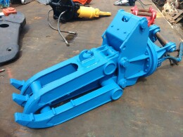 MATSUMOTO Attachments(Construction) Hydraulic fork -