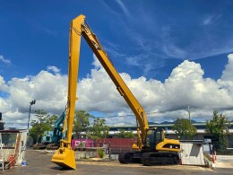 CATERPILLAR Excavators 330C L 2004