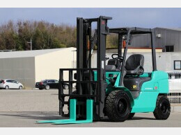 MITSUBISHI Forklifts FD30T 2004