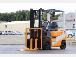 TCM forklift FG15C19 2002