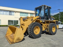 CATERPILLAR Wheel loaders 910G 2000