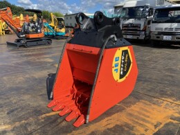 JEC Attachments(Construction) Crusher bucket -