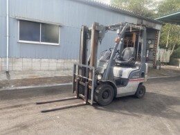 NISSAN Forklifts L01 2005