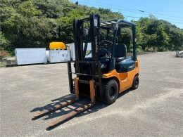 TOYOTA Forklifts 7FGL15 2000