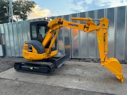 KOMATSU Mini excavators PC38UU-3 -