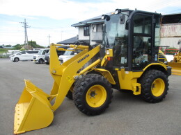 KOMATSU Wheel loaders WA40-8 2014