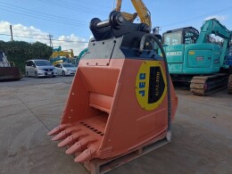 JEC Attachments(Construction) Crusher bucket -