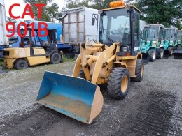 CATERPILLAR Wheel loaders 901B 2004