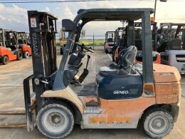 TOYOTA Forklifts 7FGL25 2002