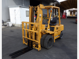 KOMATSU Forklifts FG25-7 1982