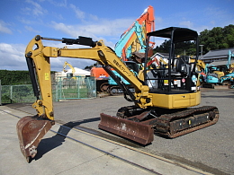 CATERPILLAR Mini excavators 303.5E2 CR 2015