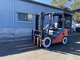 TOYOTA Forklifts 52-8FD25 2012