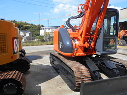 HITACHI Excavators ZX135UR 2007