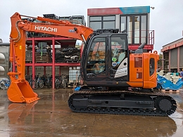 HITACHI Excavators ZX135USK-6 2018