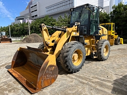 CATERPILLAR Wheel loaders 910K 2015