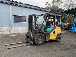 KOMATSU Forklifts FD40T-10 2011