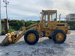 CATERPILLAR Wheel loaders 910 -