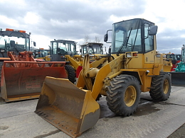 KOMATSU Wheel loaders WA80-3 2003