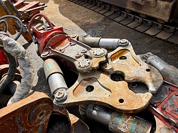 ニューマ製0.1m3用ミニクラッシャー