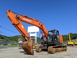 HITACHI Excavators ZX225US-5B 2016