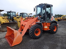 HITACHI Wheel loaders ZW80 2011