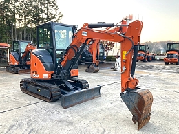 HITACHI Mini excavators ZX30U-5B 2023