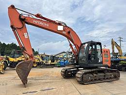 HITACHI Excavators ZX225US-5B 2015