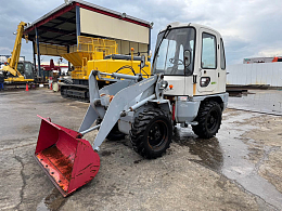 MITSUBISHI HEAVY INDUSTRIES Wheel loaders WS210 1993